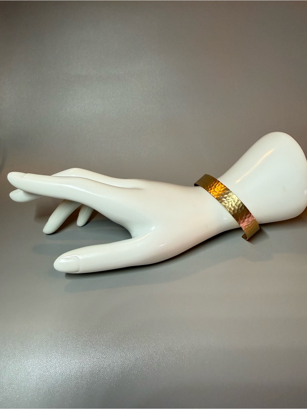 Hammered Gold Tone Open Cuff Bracelet Minimalist Statement 🗽🖤